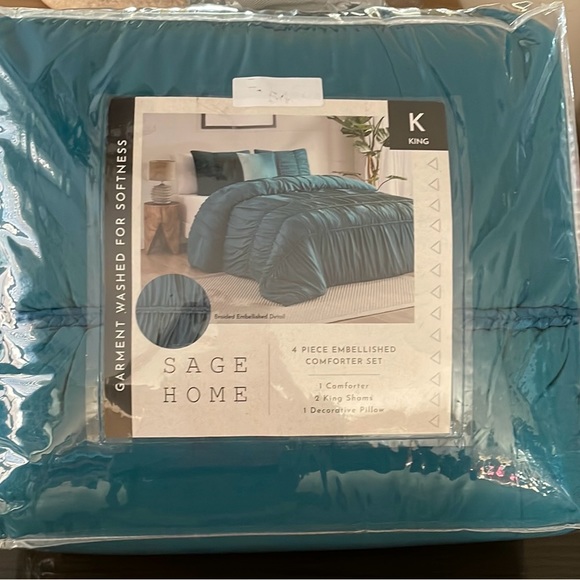 NWT - Sage Home Embellished 4-PC Comforter Set w/Decorative Pillow. - Picture 3 of 6